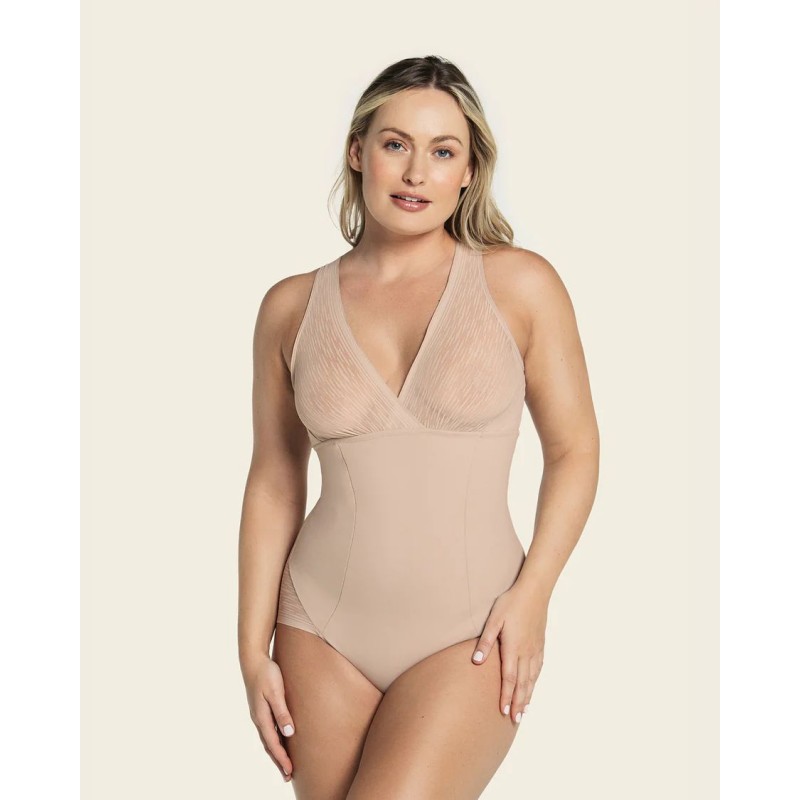 https://www.begonamodaintima.com/9106-thickbox_default/body-faja-018517-leonisa.jpg